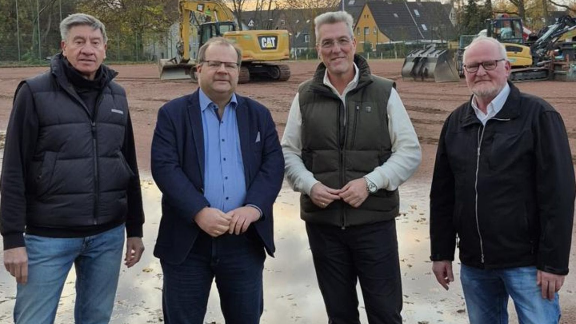 Ein neuer Kunstrasenplatz f�r R�llinghausen